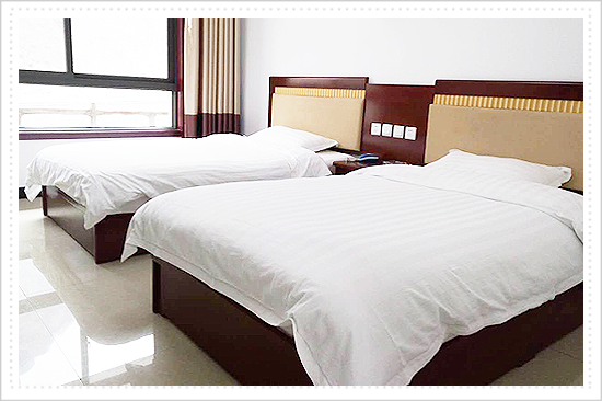 Grand Canyon guesthouse bed room 260 Yuan/days (including breakfast)